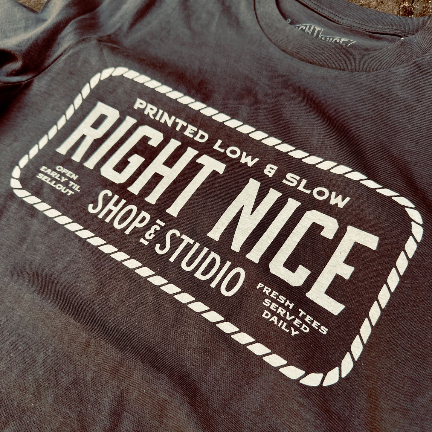 LOW & SLOW - T-SHIRT