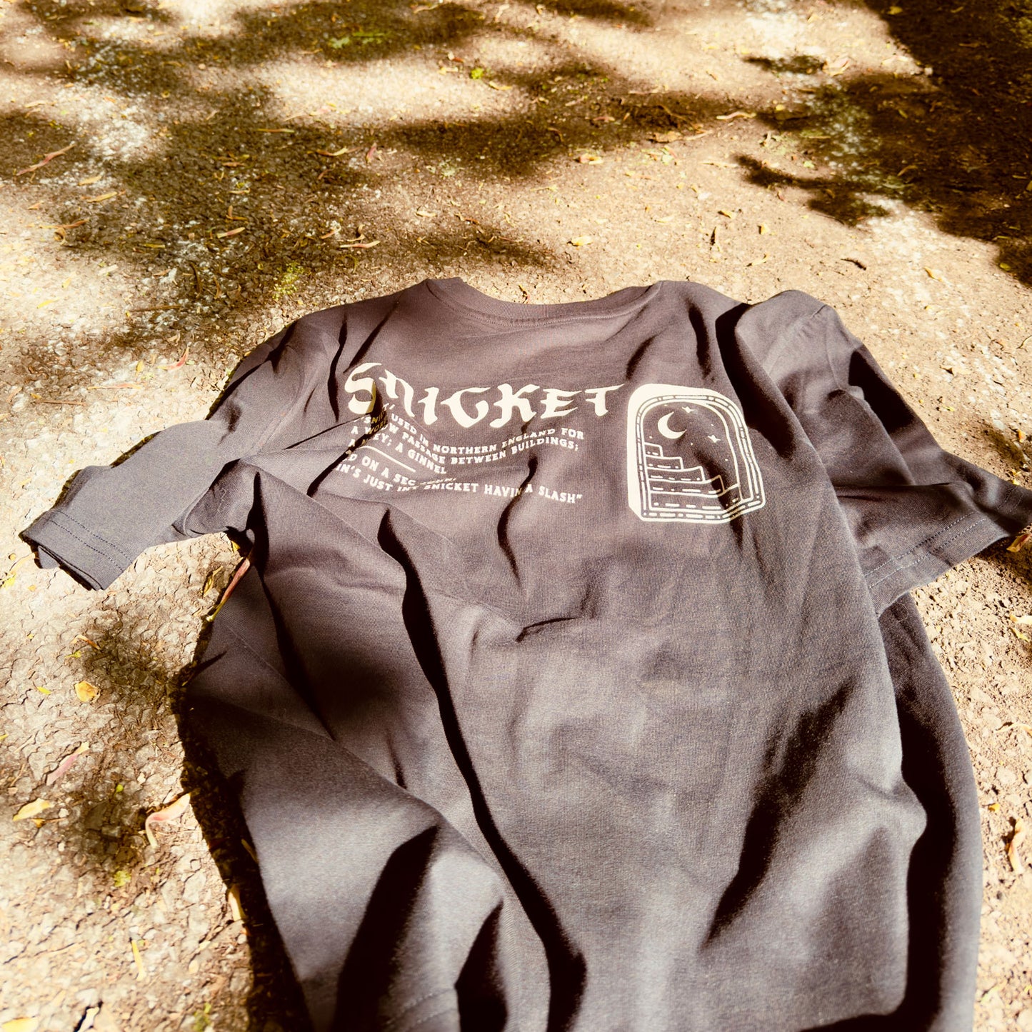 SNICKET - T-SHIRT