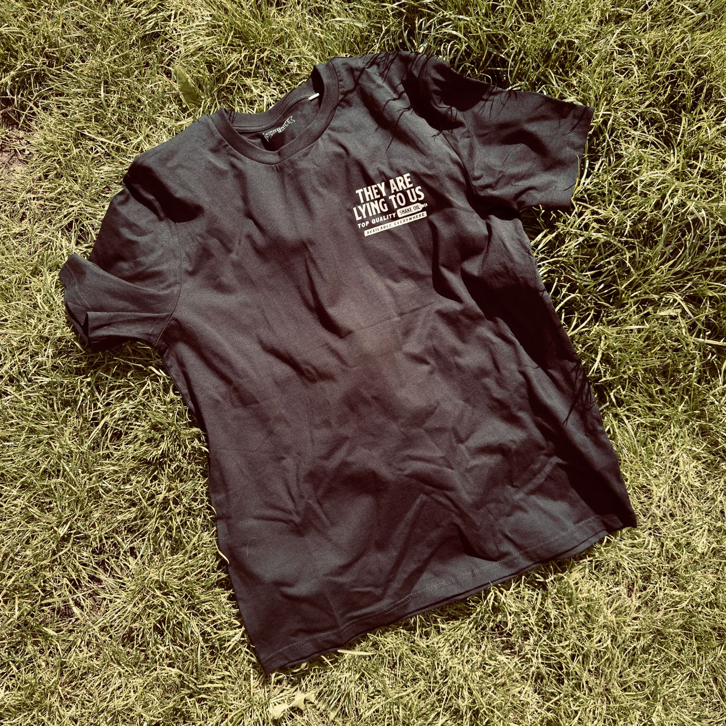 SNAKE OIL - T-SHIRT