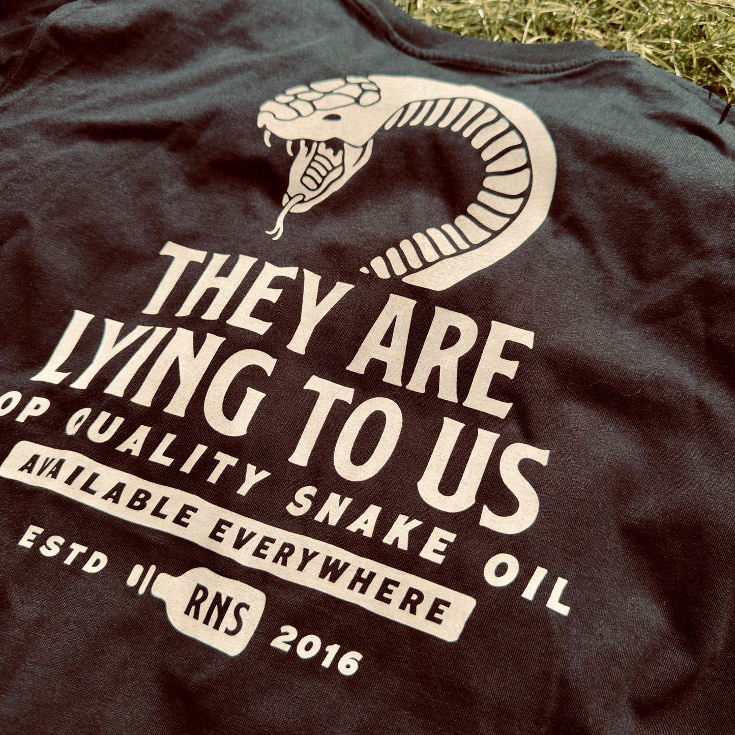 SNAKE OIL - T-SHIRT