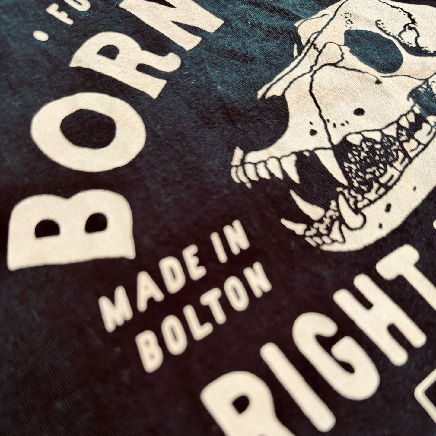BORN & BRED - T-SHIRT
